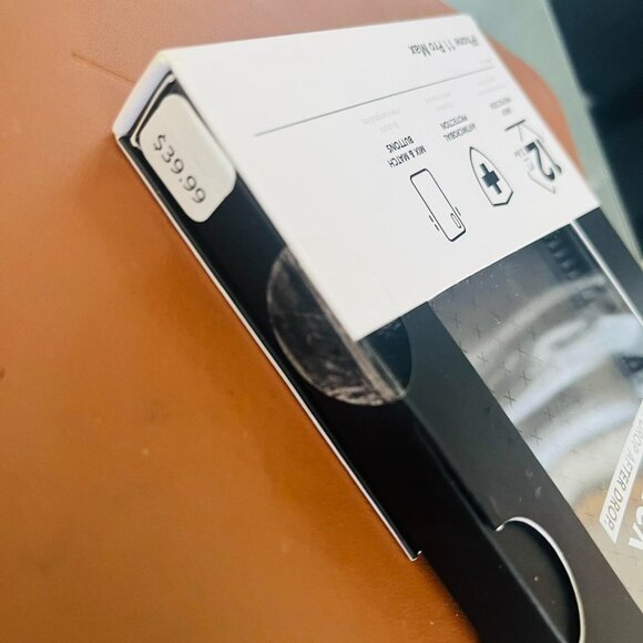 iPhone 11 Pro Max Cover - Tech21 Evo Check Cover Black Apple iPhone 11 Pro Max - Picture 2 of 8